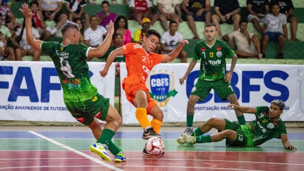 Omã vence IEC na série ouro.